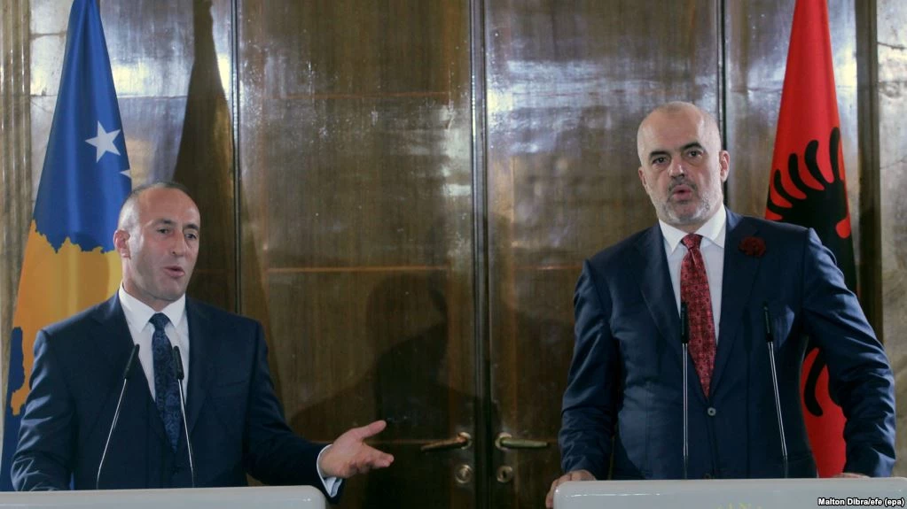 Ανοίγει ο δρόμος για τη «Μ. Αλβανία»: Σήμερα η κοινή συνεδρίαση Τιράνων-Πρίστινας – Σενάρια ενοποίησης – Αυξάνει την πίεση το καθεστώς Ράμα